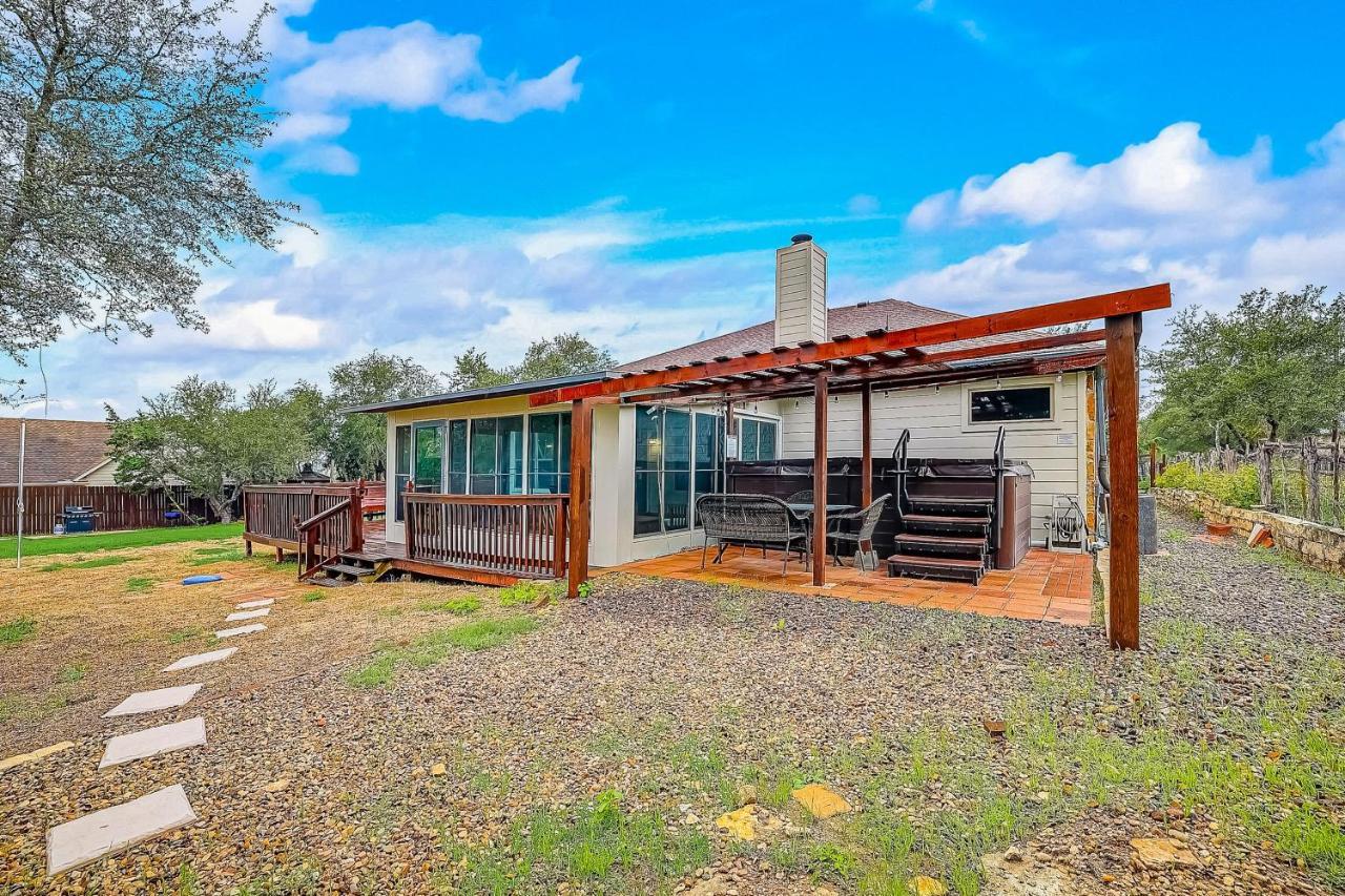 Stargazer Ranch Villa Dripping Springs Dış mekan fotoğraf